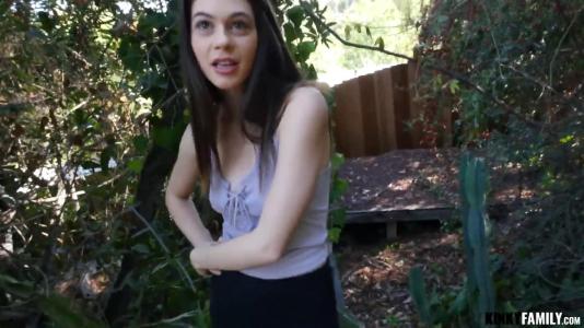 Превью Парень достал свой толстый член для отсоса, а потом отымел телочку № 3707